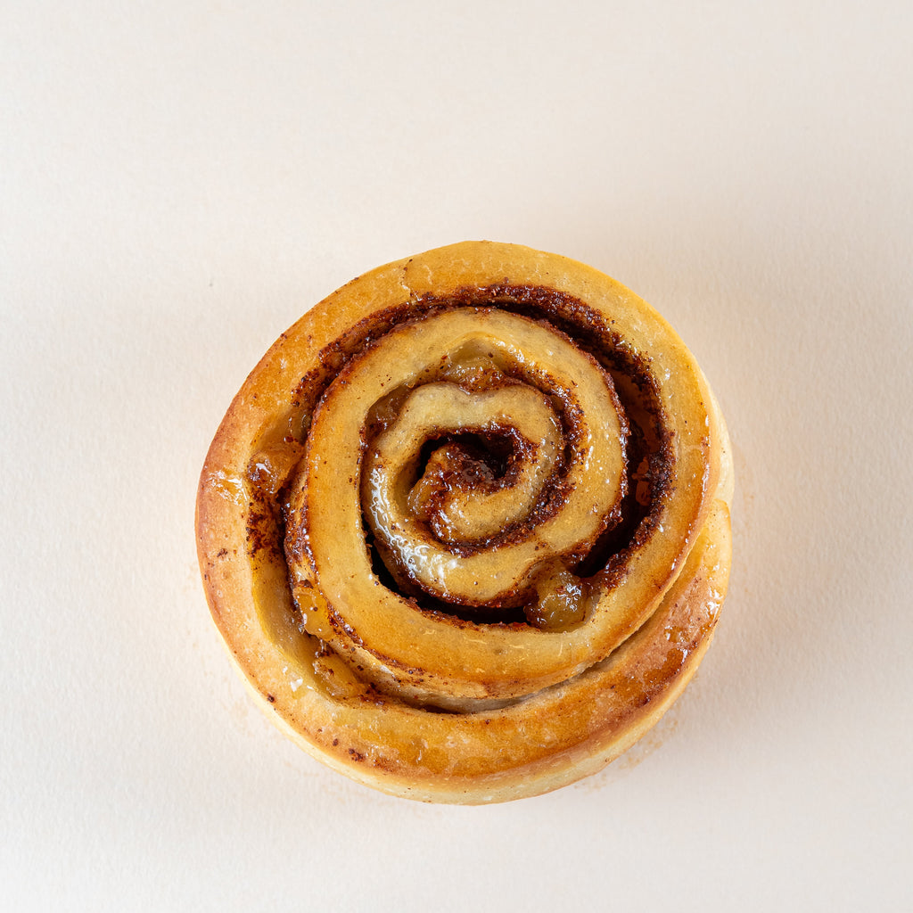 Roll de Manzana y Canela x4 - Easy Congelados